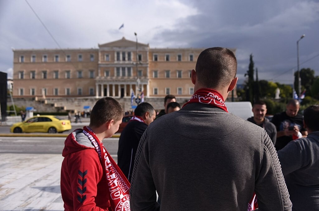 Σύμφωνα με πληροφορίες, η Αστυνομία απαγόρευσε την κοινή πορεία των οπαδών