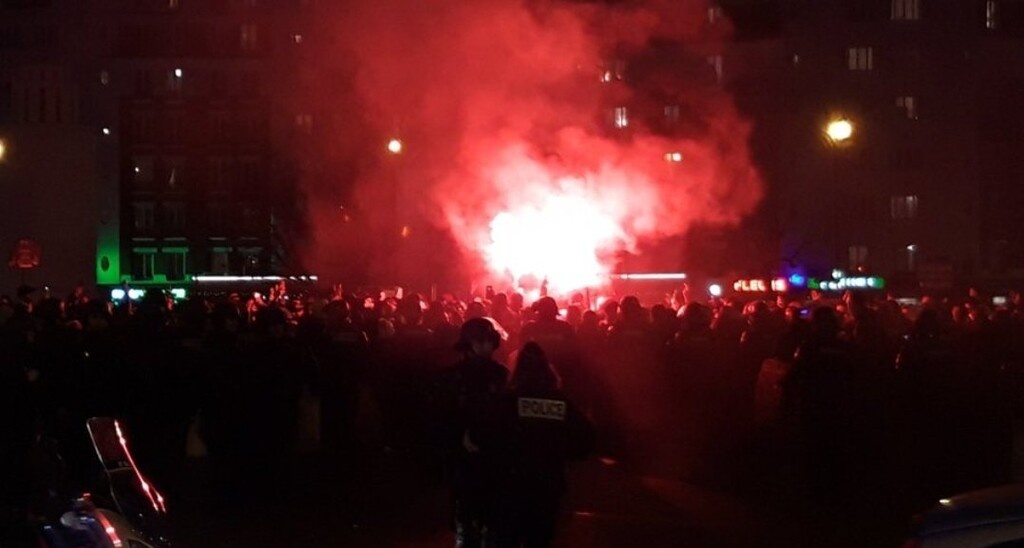 Χάος και ξύλο στο Παρίσι με Γάλλους και οπαδούς της Γαλατάσαραϊ (videos+photos)