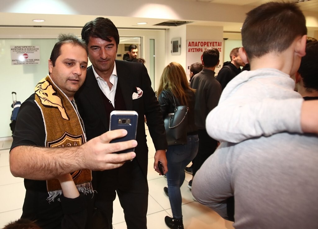 ΑΕΚ: Θερμή υποδοχή της αποστολής στην Αλεξανδρούπολη (photos)