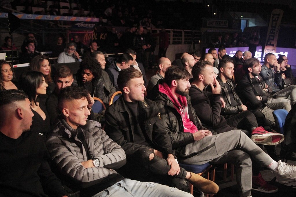 Στο Premium Boxing Event ο Ιβάν Σαββίδης και πολλά στελέχη του ΠΑΟΚ (photos)
