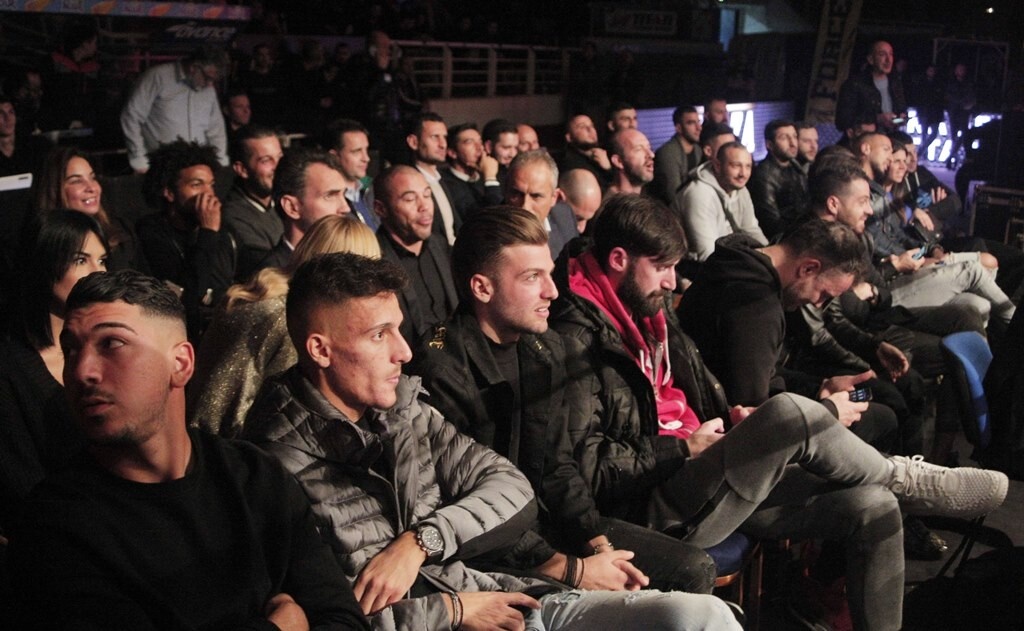 Στο Premium Boxing Event ο Ιβάν Σαββίδης και πολλά στελέχη του ΠΑΟΚ (photos)