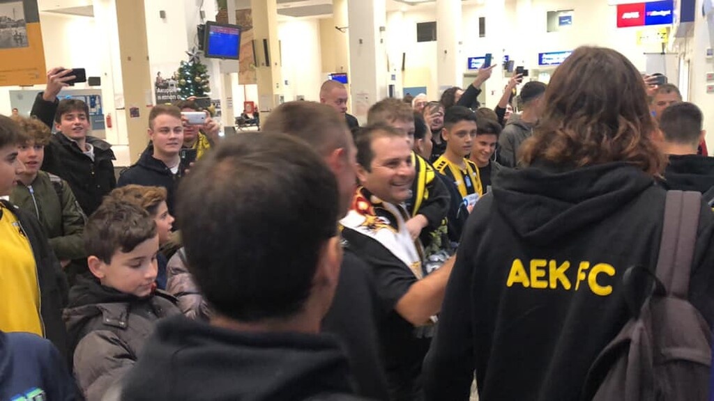 ΑΕΚ: Θερμή υποδοχή της αποστολής στην Αλεξανδρούπολη (photos)