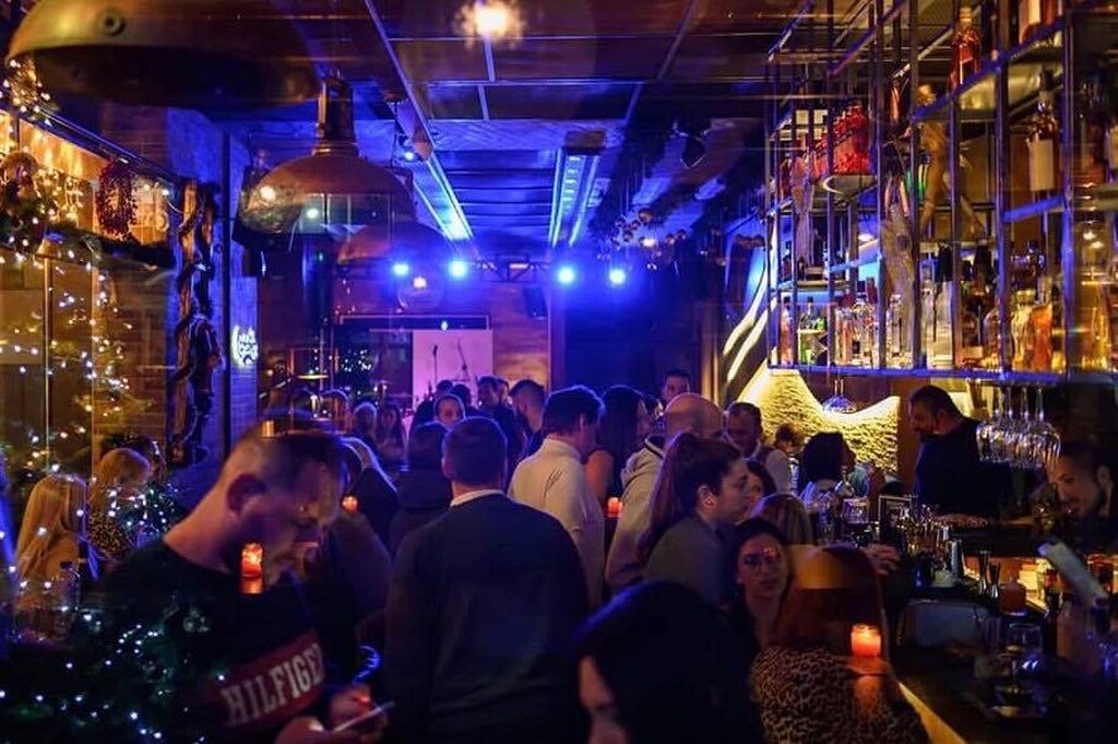 Rock Avenue: Η Sold Out εμφάνιση του Βασίλη Δήμα