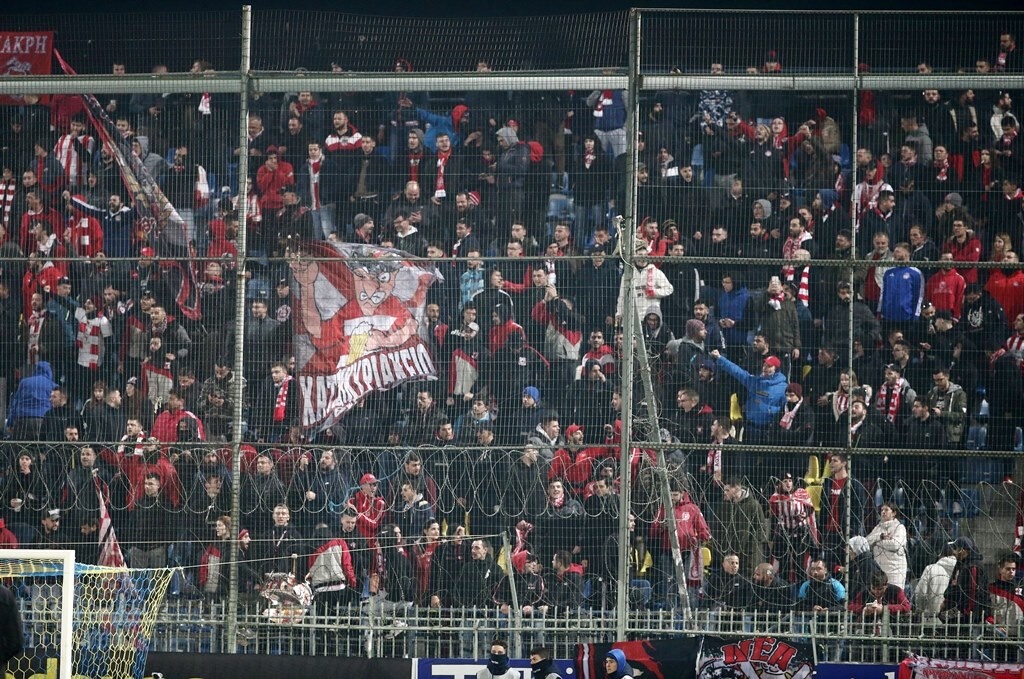 Αστέρας Τρίπολης-Ολυμπιακός: Κόκκινη... κατάληψη στο «Θ. Κολοκοτρώνης» (photos)