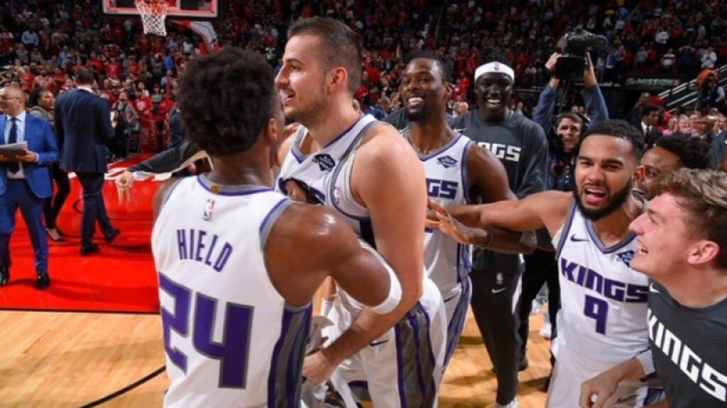 NBA: Δύσκολο πέρασμα των Λέικερς από την Ατλάντα! (photos+videos)