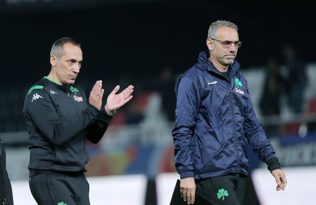 Χωρίς κανένα λόγο ακούστηκαν απίστευτες χυδαιότητες κατά του Έλληνα προπονητή...