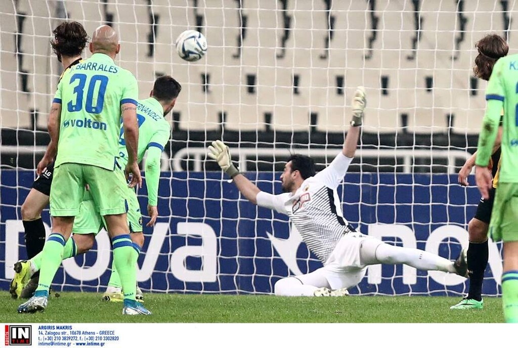 ΑΕΚ-Αστέρας Τρίπολης 2-1: Η τρομερή επέμβαση του Τσιντώτα και το αγχωτικό τρίποντο (photos&video)