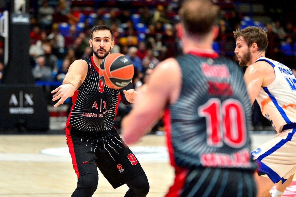 Αρμάνι Μιλάνο – Βαλένθια 78-71: Αντέδρασε και πήρε ανάσα (photos)