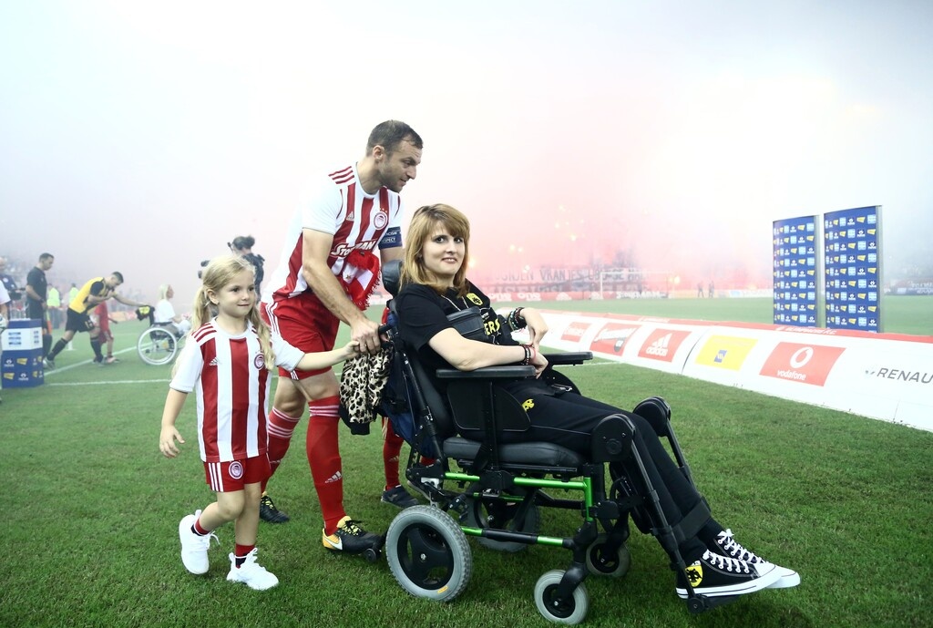 Ολυμπιακός: Ο Μαρινάκης κάλυψε τα έξοδα για την αποκατάσταση της Μυρτώς (photos)