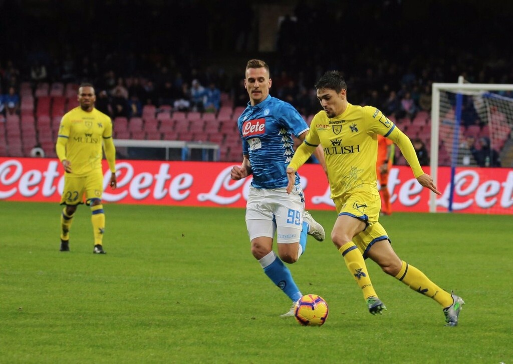 Έτσι, οι άνθρωποι της ΑΕΚ έχουν ήδη ξεκινήσει επαφές για τον δανεισμό του παίκτη, για τον επόμενο 1,5 χρόνο.