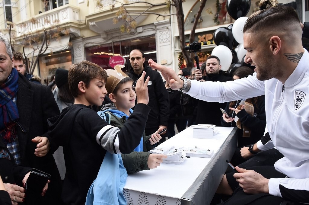 ΠΑΟΚ: Το «ασπρόμαυρο» χριστουγεννιάτικο πάρτι στη Θεσσαλονίκη (photos+video)