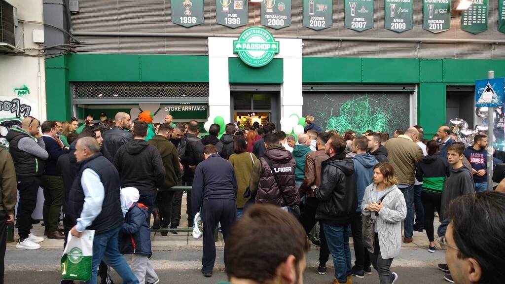 Λαμπρά εγκαίνια του νέου PAO Shop στη Λεωφόρο (videos+photos)