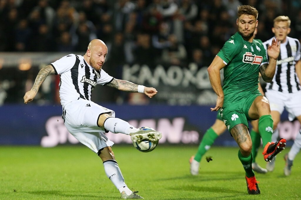 Οι δυο ομάδες βρίσκονται σε συζητήσεις για το οικονομικό σκέλος και αν βρεθεί η «χρυσή» τομή θα πραγματοποιηθεί το deal και ο Σλοβάκος θα αποτελέσει παρελθόν.