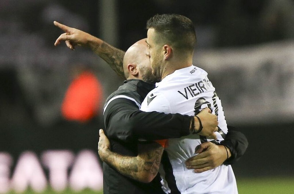 ΠΑΟΚ – Ατρόμητος: Το… μπουμπούνισε κι έβαλε «φωτιά» στην Τούμπα ο Βιεϊρίνια (video+photos)