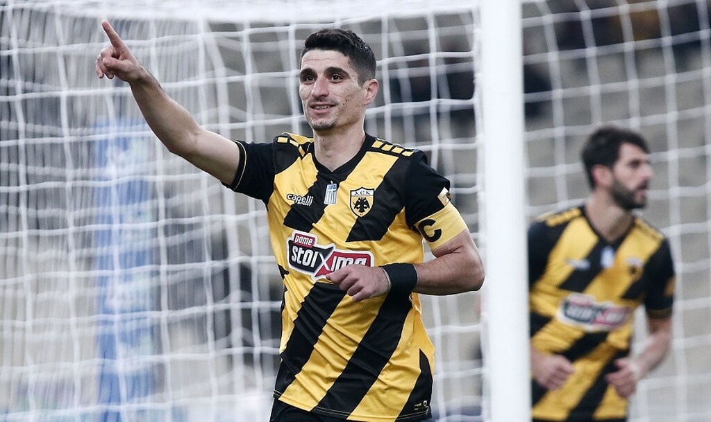 ... Πέτρο Μάνταλο, που με τις εξαιρετικές του φετινές εμφανίσεις έχει τραβήξει τα βλέμματα.