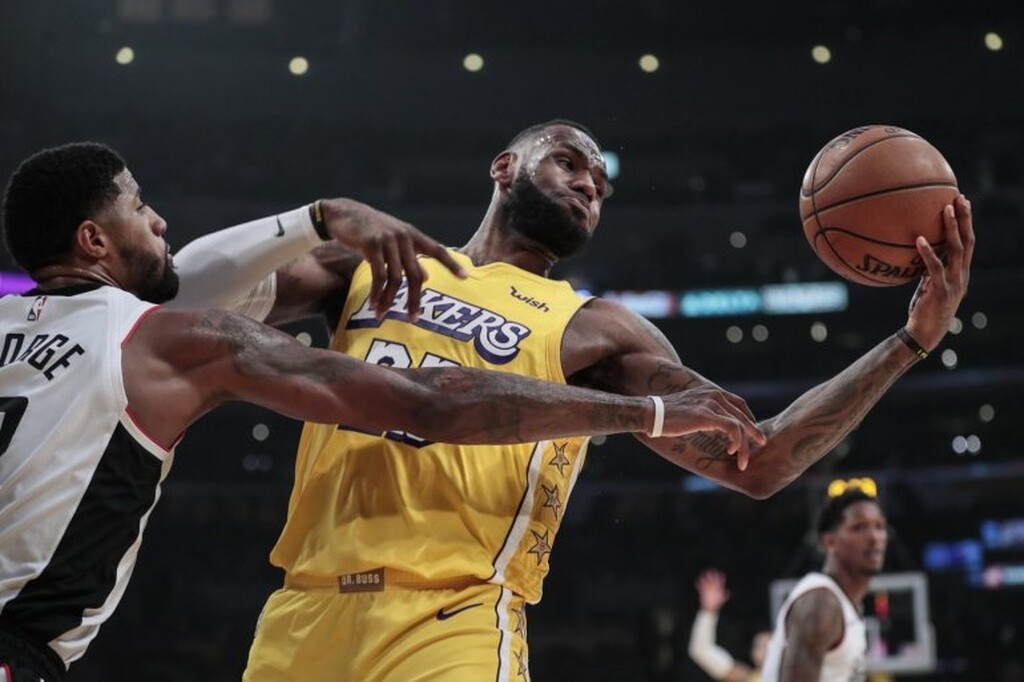 NBA: Νικητές στο ντέρμπι του L.A. οι Κλίπερς! (photos+video)