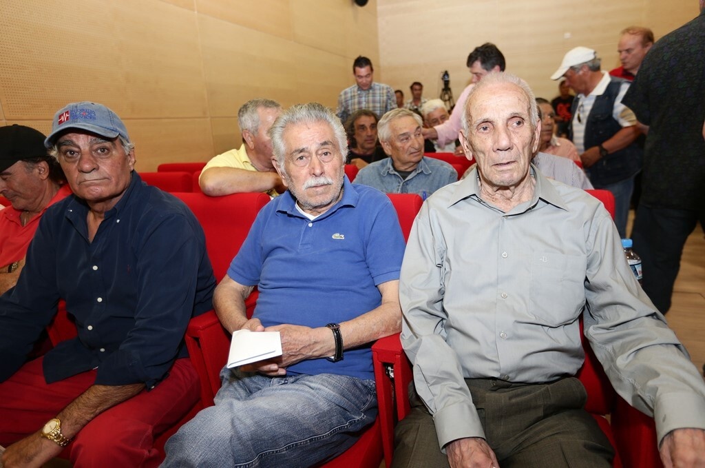 Ολυμπιακός: Πέθανε ο Ηλίας Ρωσίδης (photos)