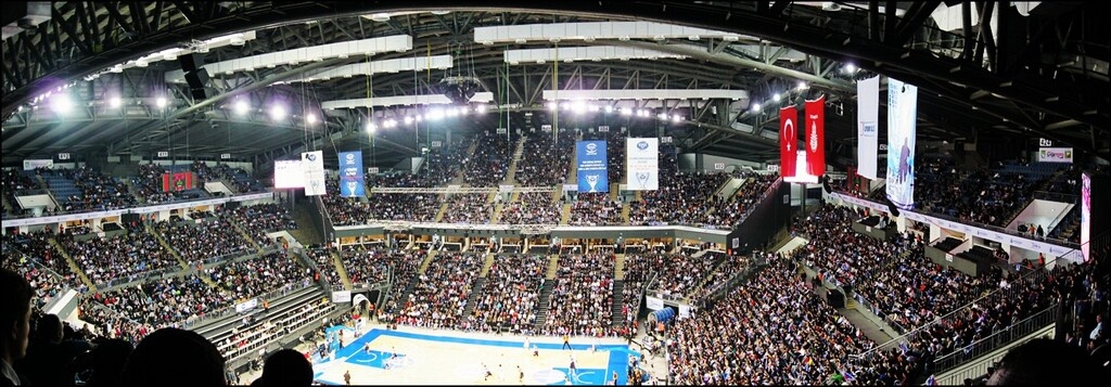2. Sinan Erden Dome (Αναντολού Εφές) - Μέσος όρος θεατών: 12.573