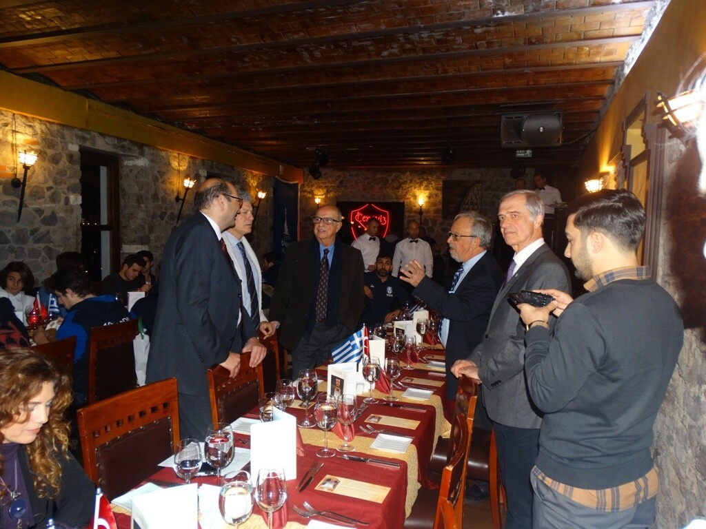 Ο Απόλλων επέστρεψε στη Σμύρνη και στο επίκεντρο βρέθηκε η Ελληνοτουρκική φιλία!