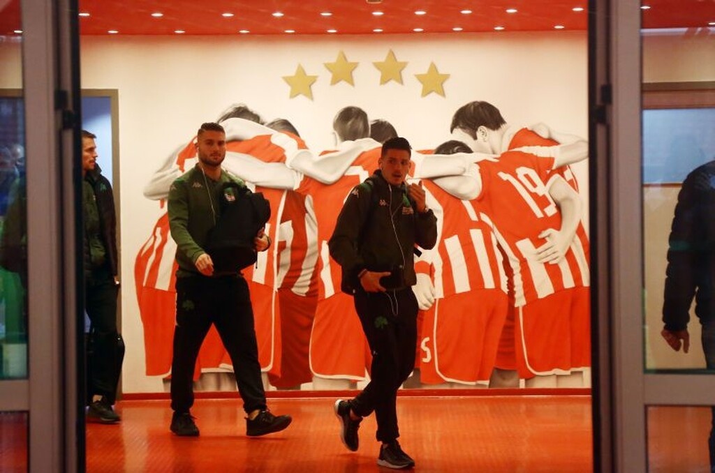 Ολυμπιακός – Παναθηναϊκός: Δακρυγόνα στο «Γεώργιος Καραϊσκάκης»