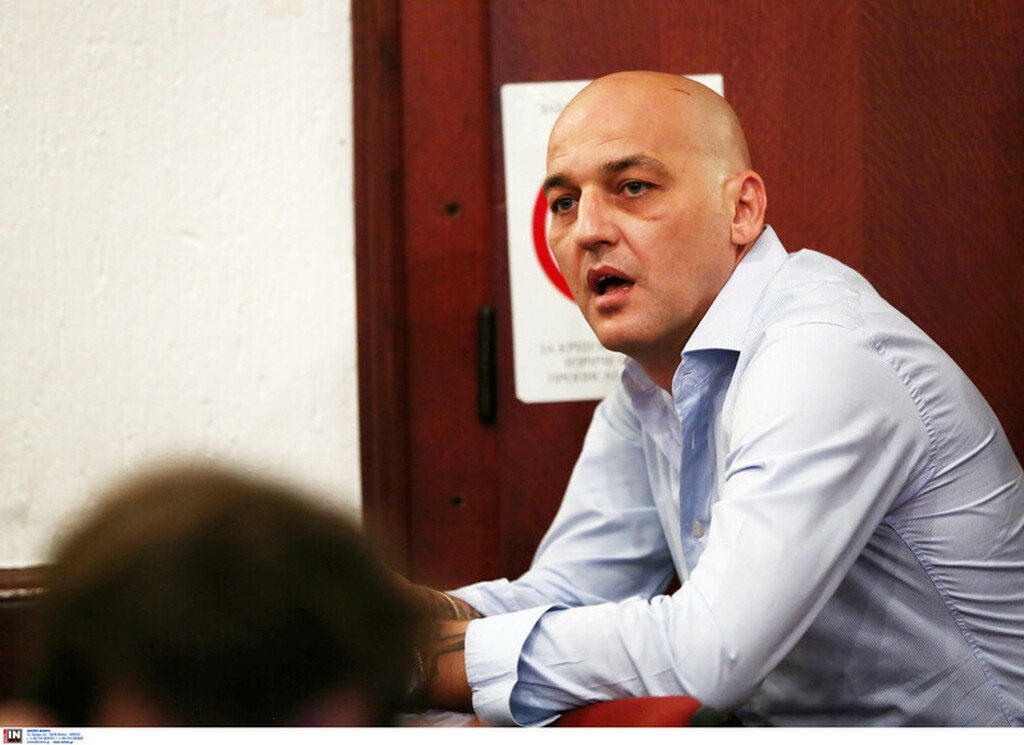 Σοκ: Πυροβόλησαν τον Κοβάσεβιτς στη Γλυφάδα (photos)