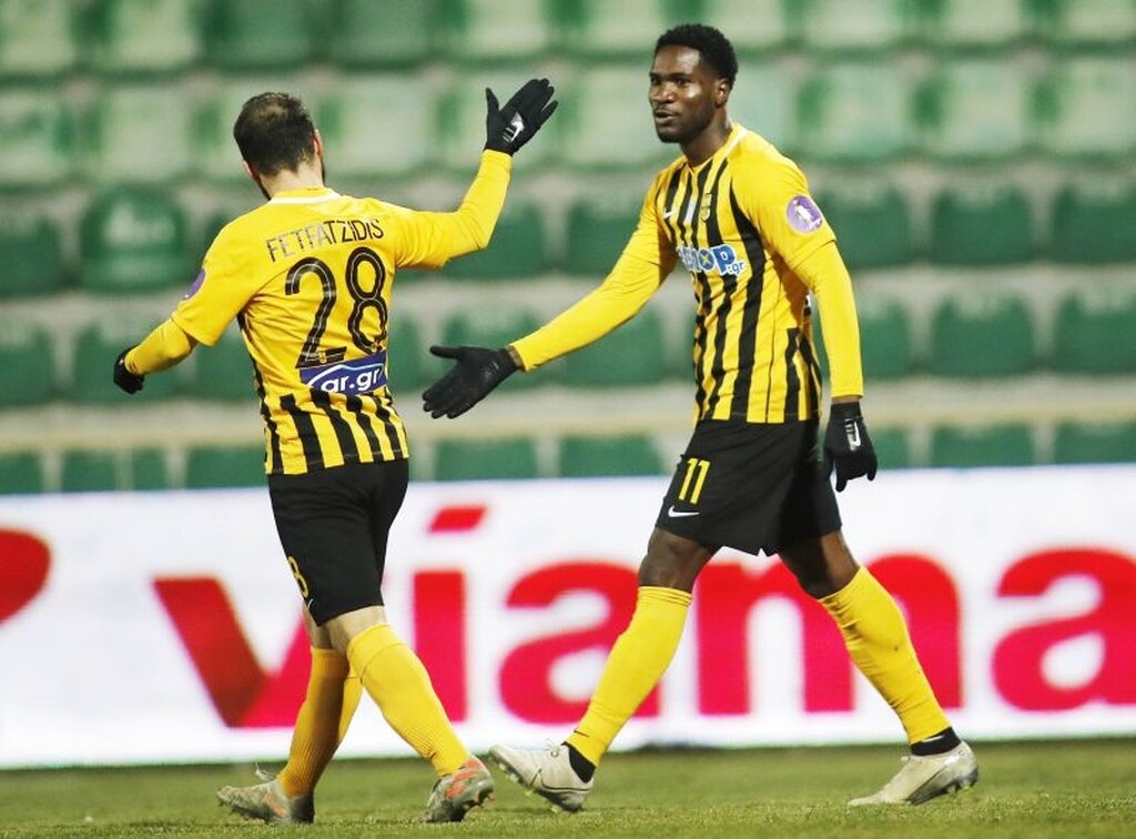 Ξάνθη – Άρης: Το «κόλλησε» ο Ιντέγε, συνθήματα κατά Σαββίδη στην κερκίδα! (video+photos)