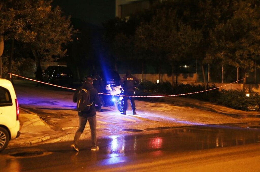 Η ιστοσελίδα «Alo.rs» αναφέρεται σε πληροφορίες από πηγές από το περιβάλλον του παίκτη. Ένα από τα πιθανά κίνητρα των δραστών είναι οι οικονομικές/επαγγελματικές διαφορές.
