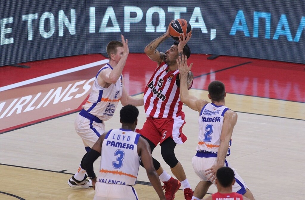 Βαλένθια-Ολυμπιακός: Οι διαιτητές της αναμέτρησης (photo)