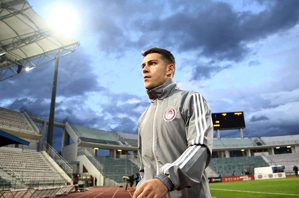 Ωστόσο, η «Tuttosport» έδωσε μία νέα διάσταση στις… αναζητήσεις της Νάπολι αναφέροντας πως ο Λεονάρντο Κούτρης δεν είναι πλέον στην κορυφή της λίστας