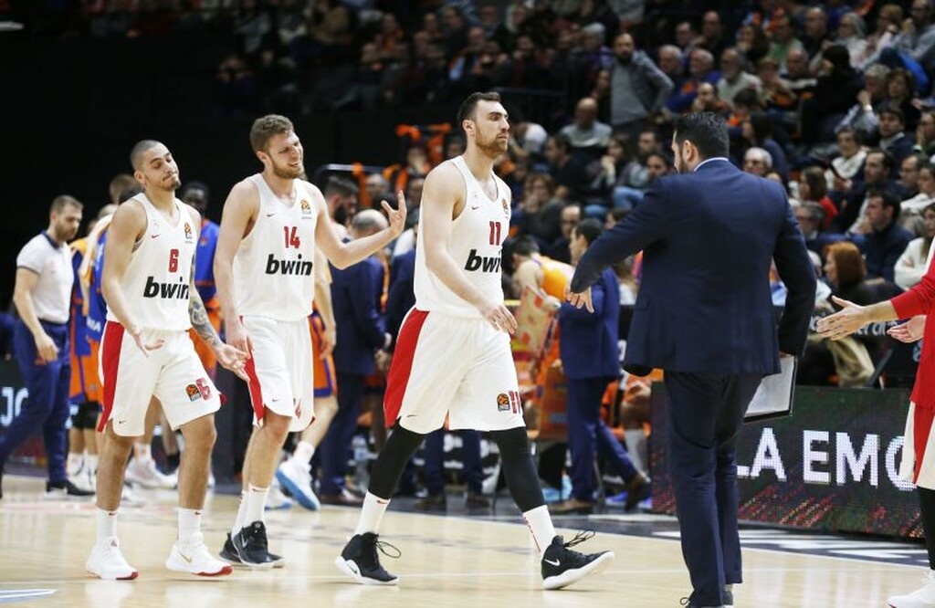 Βαλένθια – Ολυμπιακός 91-93: Έμεινε «ζωντανός» με τους φόργουορντ! (video+photos)