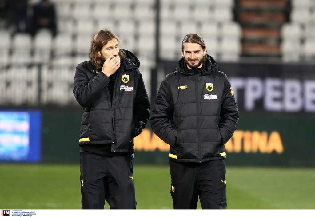 ΠΑΟΚ-ΑΕΚ: «Βράζει» η Τούμπα, αφιξη με αποδοκιμασίες για την Ένωση (video)