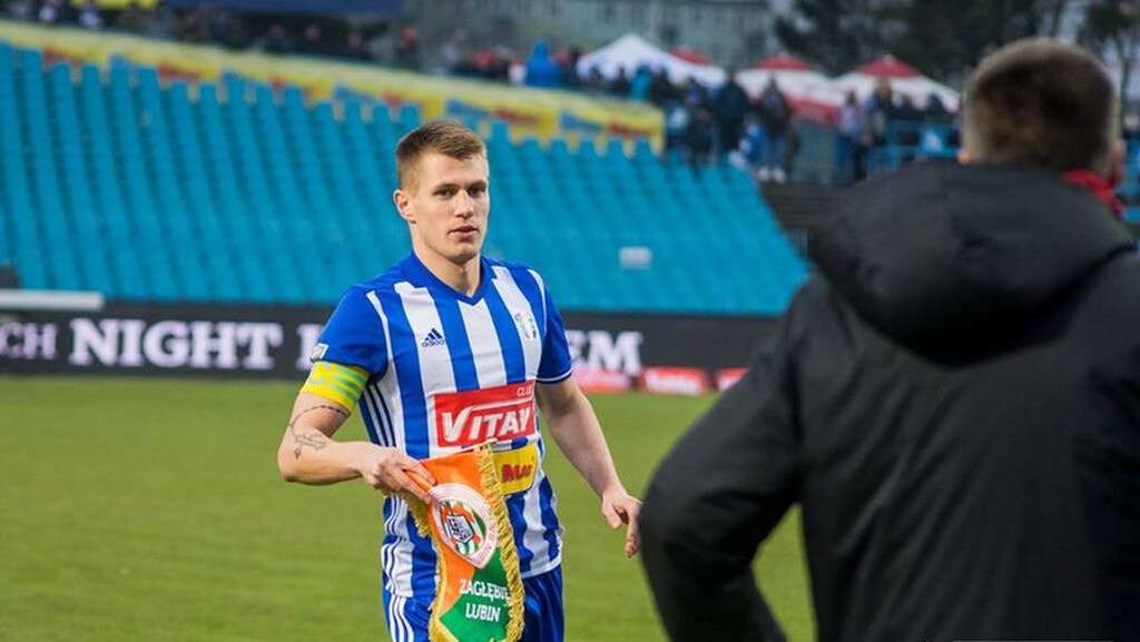 «Έκλεισε» Σιμάνσκι η ΑΕΚ, στην Αθήνα ο Πολωνός μέσος!