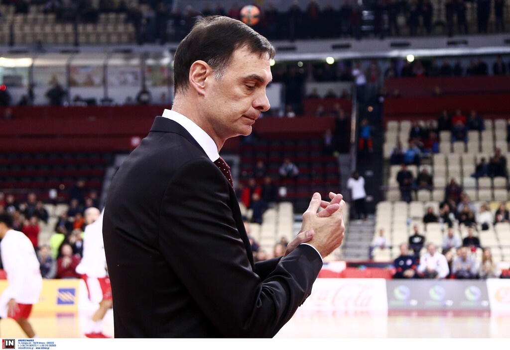 Ολυμπιακός - Άλμπα: Αποθεώθηκε ο Μπαρτζώκας! (photos)