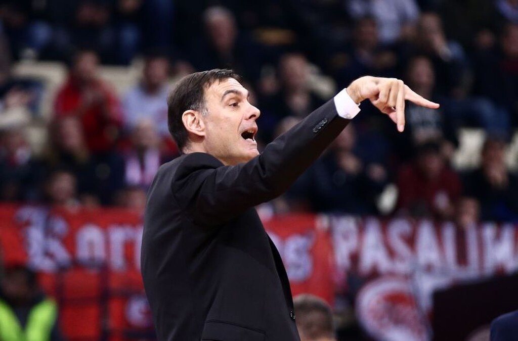 Ολυμπιακός-Άλμπα Βερολίνου: Το έζησε έντονα ο Μπαρτζώκας (photos)