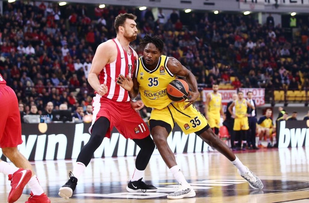 Ολυμπιακός – Άλμπα Βερολίνου 86-93: Ο Μπαρτζώκας ξεκίνησε με το… αριστερό (video+photos)