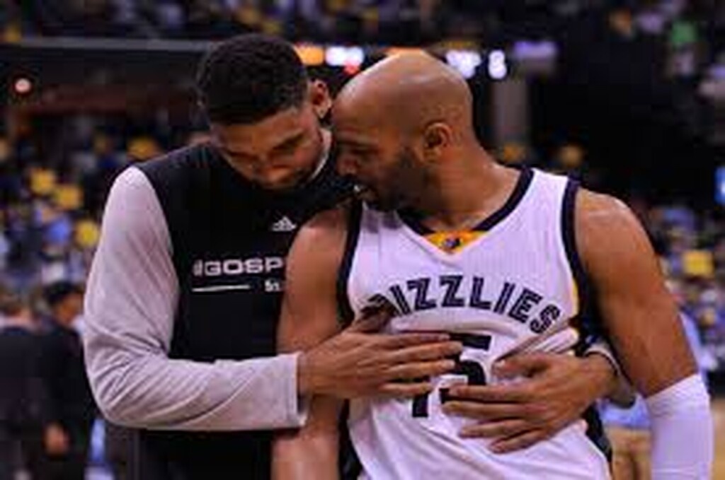 NBA: Αποχαιρέτησε τον Κάρτερ ο Ντάνκαν! (photos+video)