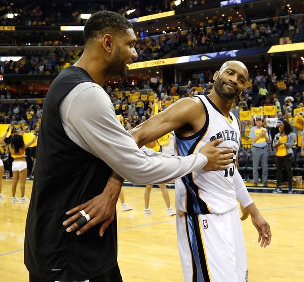 NBA: Αποχαιρέτησε τον Κάρτερ ο Ντάνκαν! (photos+video)