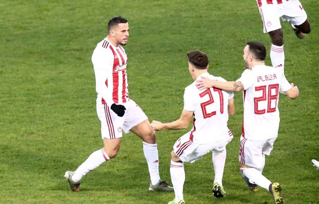 Ολυμπιακός – Άρης 4-2: Κρατήθηκε στην κορυφή με… περίπατο (video+photos)