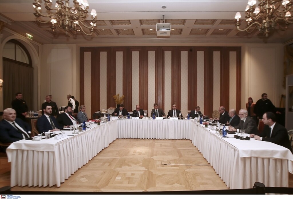 Συνάντηση Big 4: Οι πρώτες εικόνες από το κρίσιμο ραντεβού για το ελληνικό ποδόσφαιρο (photos)