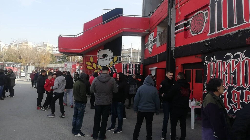 Απόλλων Πόντου: Οργή οπαδών κατά του Καλαϊτζίδη (photos)