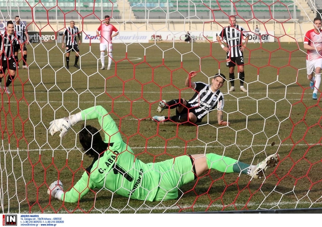 Απίστευτο σκηνικό στο Ξάνθη-ΟΦΗ: Γι' αυτό ακύρωσαν το γκολ-πέναλτι του Νέιρα (photos&video)