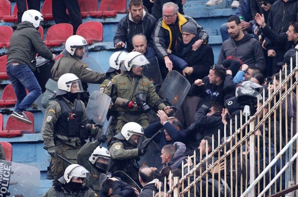 Επεισόδια στη Νέα Σμύρνη: Έπεσε ξύλο στο Πανιώνιος-Ατρόμητος (photos)