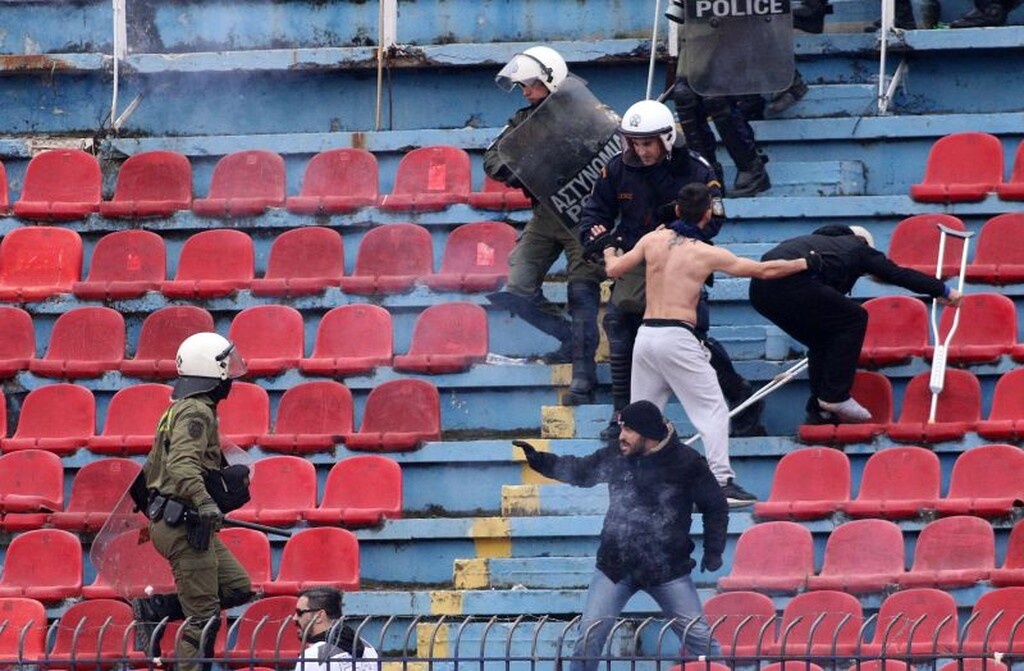 Επεισόδια στη Νέα Σμύρνη: Έπεσε ξύλο στο Πανιώνιος-Ατρόμητος (photos)