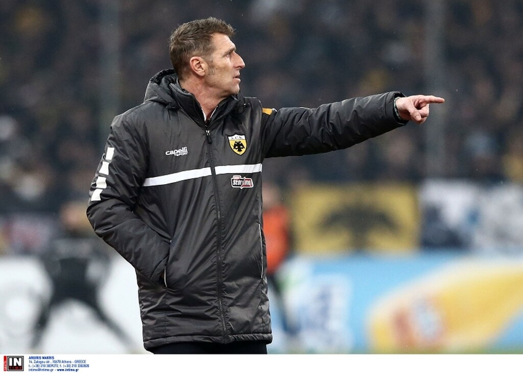 ΑΕΚ-Ολυμπιακός: Η αντίδραση του Σιμάνσκι όταν ο Καρέρα κατάλαβε το λάθος με Ολιβέιρα