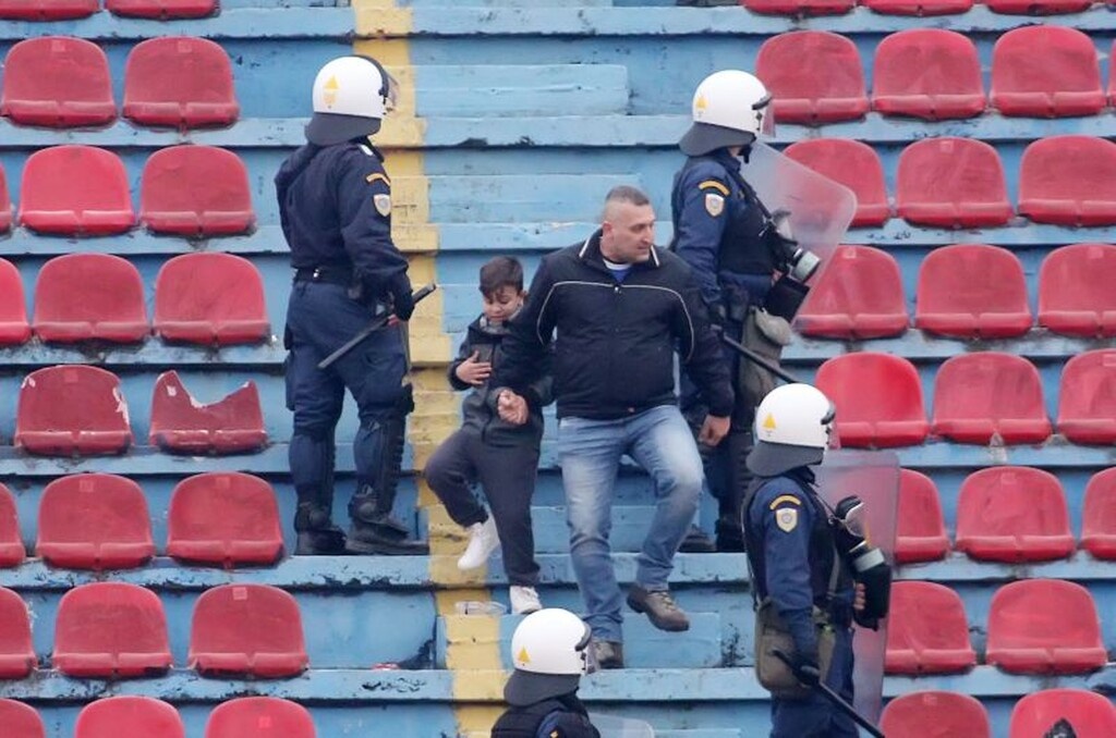 Επεισόδια στη Νέα Σμύρνη: Έπεσε ξύλο στο Πανιώνιος-Ατρόμητος (photos)