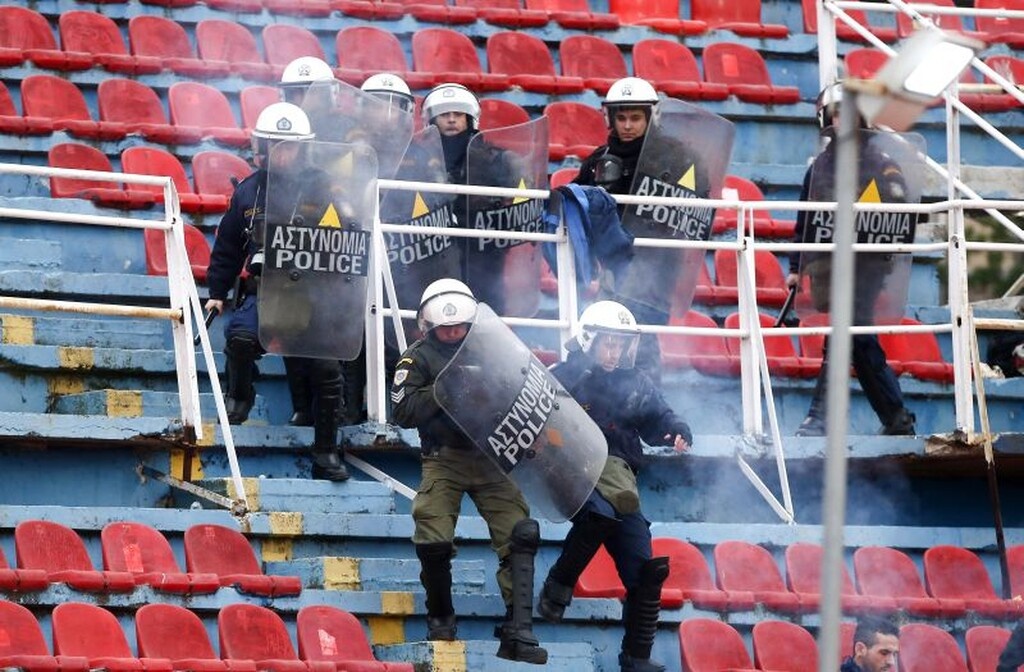Επεισόδια στη Νέα Σμύρνη: Έπεσε ξύλο στο Πανιώνιος-Ατρόμητος (photos)
