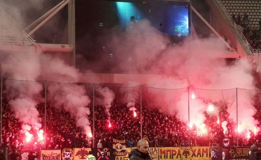 ΑΕΚ – Ολυμπιακός: Στις… φλόγες το ΟΑΚΑ για το ντέρμπι (video+photos)
