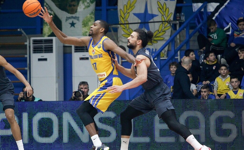 Περιστέρι-Μπάμπεργκ 78-75: Δια χειρός Γκρέι στους 16! (photos)