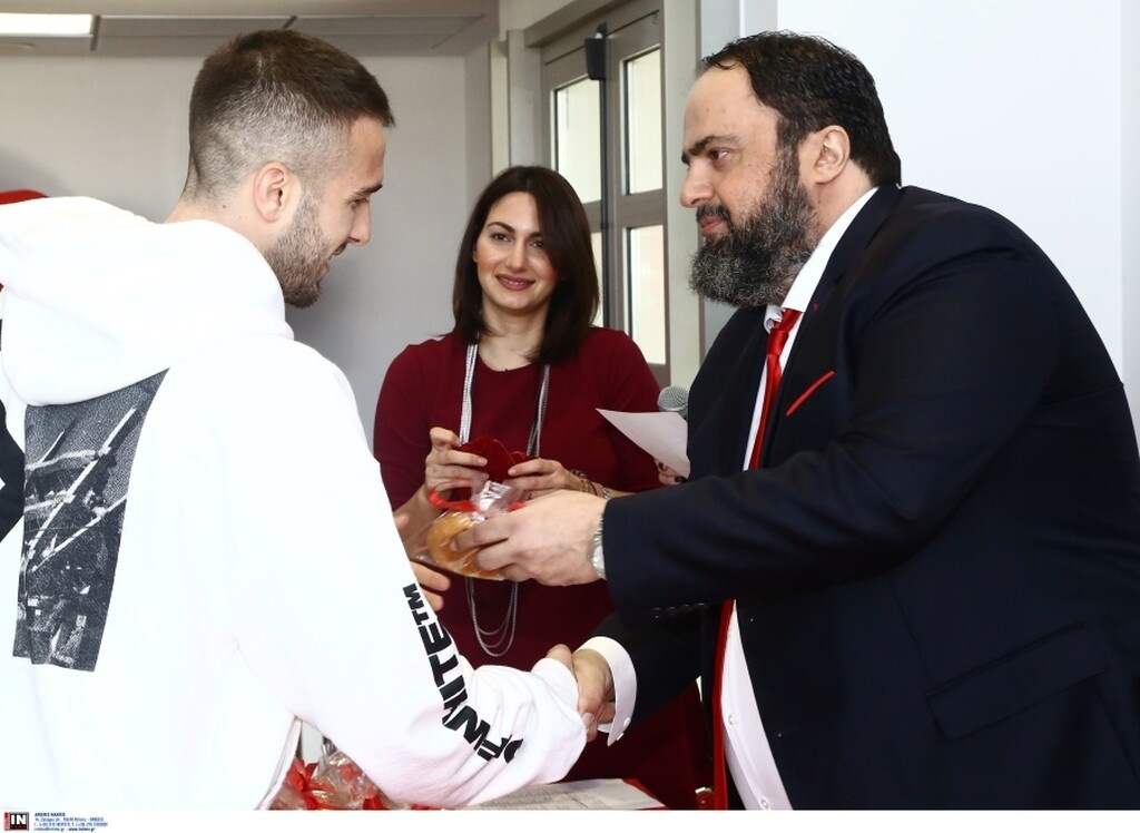 Μαρινάκης: «Εμείς δεν εκβιάζουμε ούτε διχάζουμε τον κόσμο... » (photos)