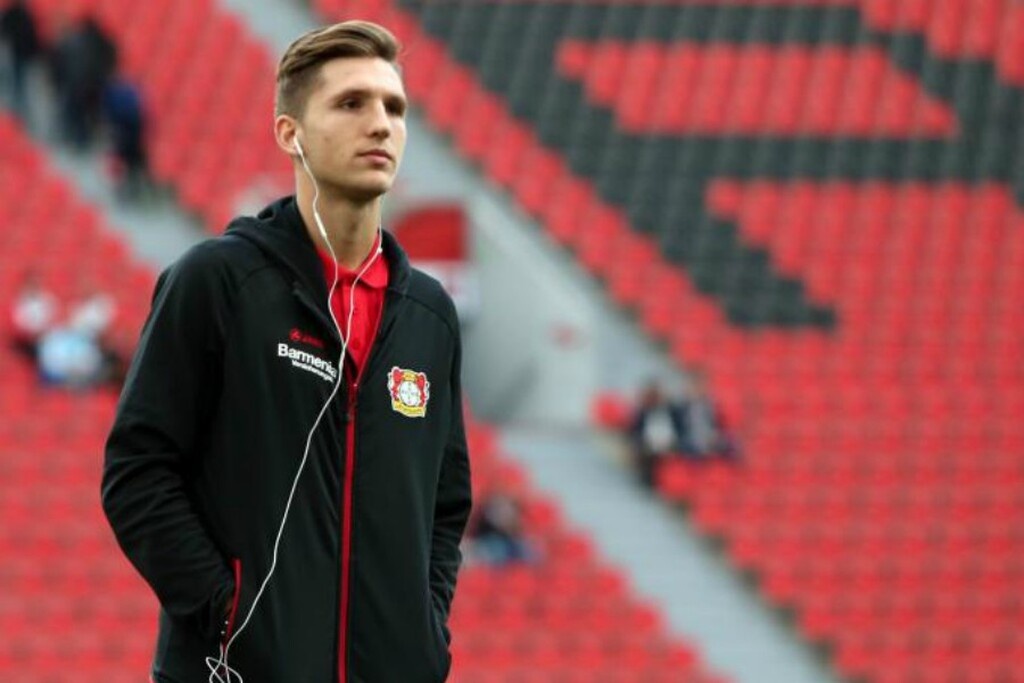 Ανατροπή: Εκεί υπογράφει ο Ρέτσος (photos)